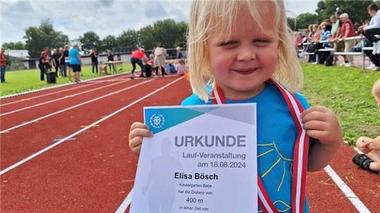 Bei den Bambinis erhielten alle Teilnehmerinnen und Teilnehmer eine Medaille und eine Urkunde.