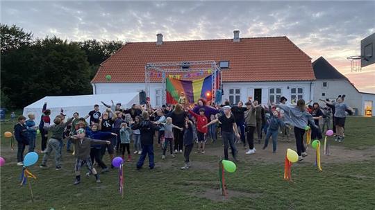 Bei den Ferienfreizeiten der Kreisjugendpflege in Lille Bodskov sind viele Jugendleiter tätig.