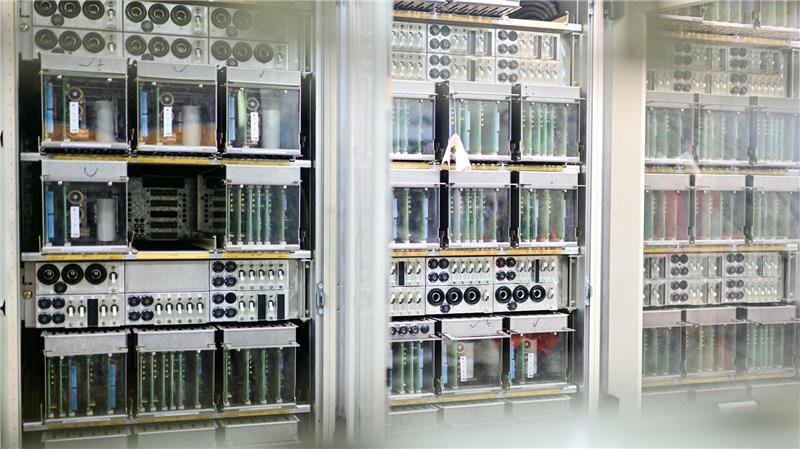 Unverständnis wegen Bau-Verzögerung - Bahn in der Kritik Bei den Generalsanierungen werden in der Regel auch die Stellwerke erneuert. (Archivbild)