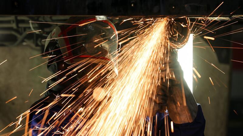 Auftragsflaute im Maschinenbau Bei den Maschinenbauern ist ein Trendwende bei den Bestellungen weiterhin nicht erkennbar.