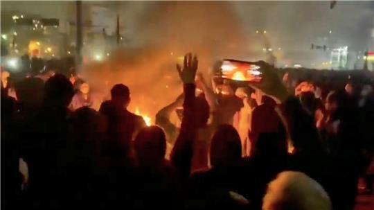 Bei den Massenprotesten im Iran ist die Zahl der Toten Aktivisten zufolge auf knapp 650 gestiegen. (Archivbild)