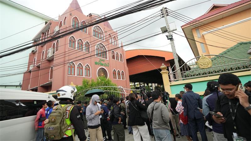 Schüsse an Schule in Thailand: mindestens sieben Tote Bei den Opfern soll es sich um Lehrer handeln.