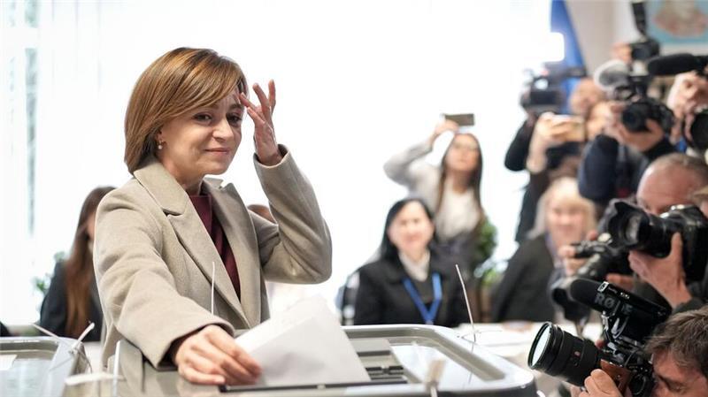 Zwischenstand: Präsidentin bei Wahl in Moldau vorn Bei den Präsidentschaftswahlen in Moldau zeichnet sich eine höhere Wahlbeteiligung als vor vier Jahren ab.