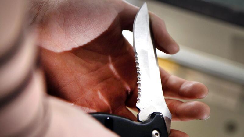 Bei der Auseinandersetzung in Harsefeld soll auch ein Messer zum Einsatz gekommen sein (Symbolbild).