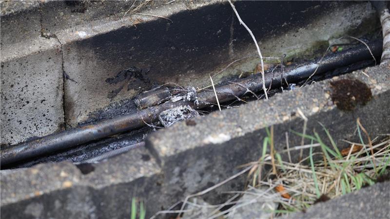 Bei der Bahn sorgten in der Vergangenheit eher analoge Angriffe auf die Schieneninfrastruktur für Probleme. (Archivbild)