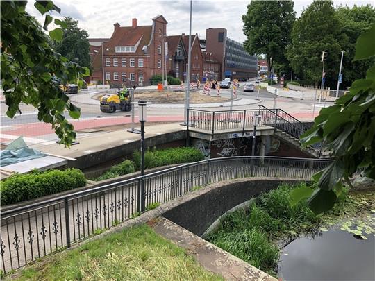 Bei der Baustelle des Schiffertorskreisel wird die Verkehrsführung geändert. Foto: Strüning