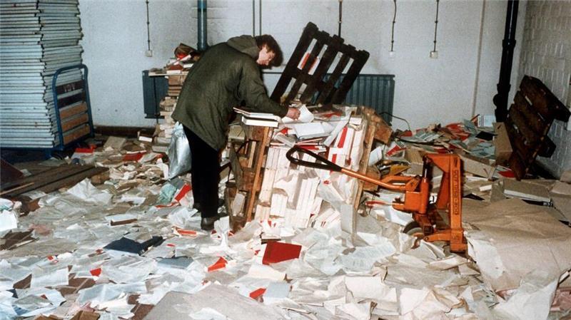 Bei der Besetzung der Stasi-Zentrale ging einiges zu Bruch. (Archivbild)