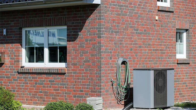 Mehr Schulden, weniger Finanzhilfen - das steckt im Haushalt Bei der Heizungsförderung soll es Kürzungen geben. (Symbolbild)