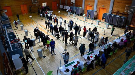 Bei der Parlamentswahl in Ungarn zeichnet sich eine hohe Beteiligung ab.
