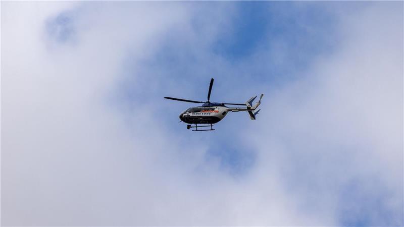 Vermisster 59-Jähriger in Wald entdeckt Bei der Suche nach dem Verdener setzte die Polizei auch einen Hubschrauber ein.
