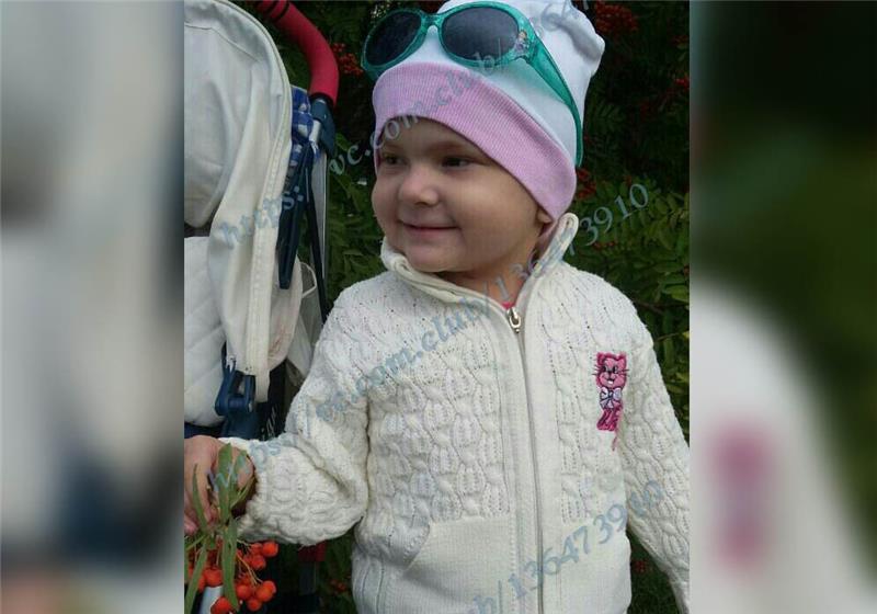 Bei der kleinen Anya wurde ein Tumor im Kopf entfernt. Foto: Winogradow