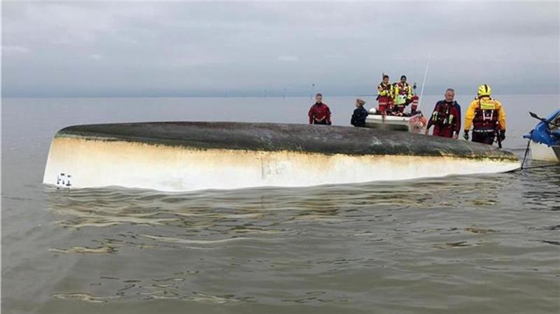 Bei einem Schiffsunglück im Kreis Cuxhaven sind am Wochenende zwei Segler in der Nordsee ums Leben gekommen. Foto: Polizei