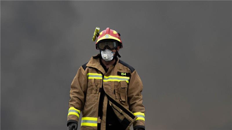 Bei einem riesigen Brand landwirtschaftlicher Flächen sind in Spanien zwei Menschen ums Leben gekommen. (Symbolbild)