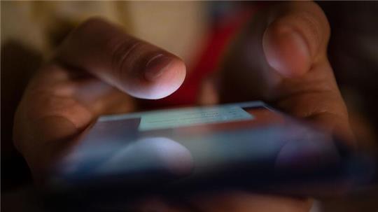Bei nur einigen Tagen ohne die Nutzung von Social Media halten sich positive und negative Auswirkungen laut einer Studie eher die Waage.