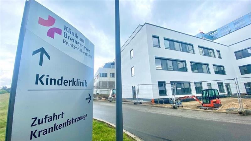 Aufnahmestopp: Klinik schließt Intensivstation für Neugeborene Bei sieben Frühchen auf der Intensivstation für Neugeborene ist eine Besiedelung mit dem Bakterium festgestellt worden.
