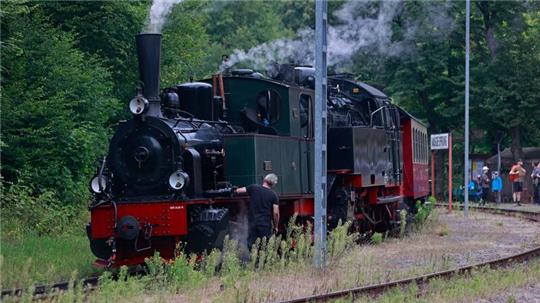 Beim 125. Doppelgeburtstag der Harzquerbahn und der Brockenbahn ist die 125 Jahre alten Dampflok „Hoya“ so etwas wie der Stargast.  