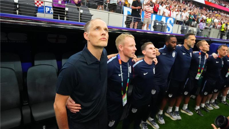 Alleskönner Kane lobt Trainer Tuchel: „Großartige Ansprache“ Beim Abspielen der Nationalhymne hatte Tuchel ein Problem.