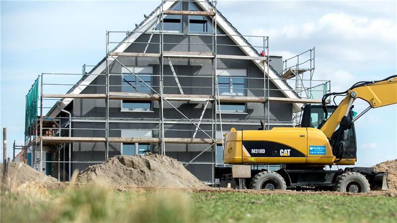 Beim Bau von klimafreundlichen Häusern kann man Hilfe vom Staat bekommen. (Archivbild)