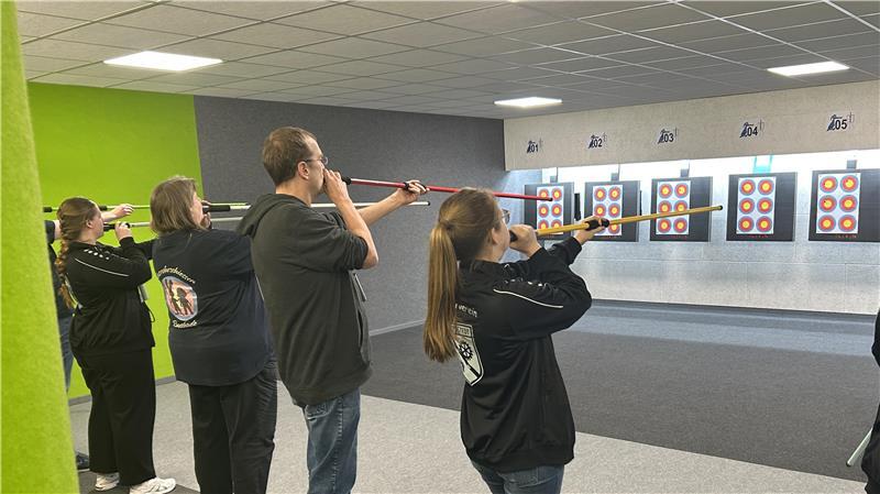 Beim Blasrohrschießen wurden in Drochtersen Topergebnisse abgeliefert.