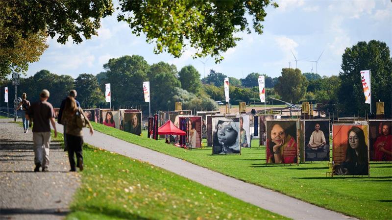 Spitzenpolitik und Trubel: Einheitsfest in Bremen startet Beim Fest rund um den Tag der Deutschen Einheit gibt es in Bremen viel zu erleben und zu entdecken.