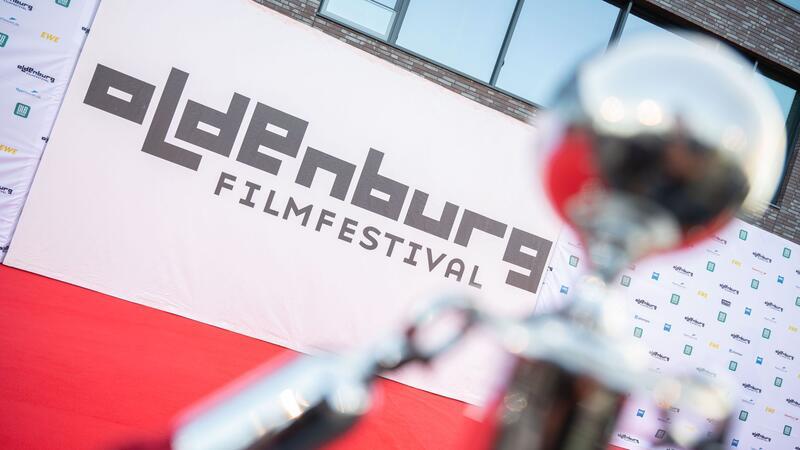 Internationales Filmfest Oldenburg gestartet Beim Internationalen Filmfest Oldenburg können Interessierte bis Sonntag rund 50 Kurz- und Langfilme in verschiedenen Kinos und Theatern der Stadt Oldenburg sehen. (Archivbild)
