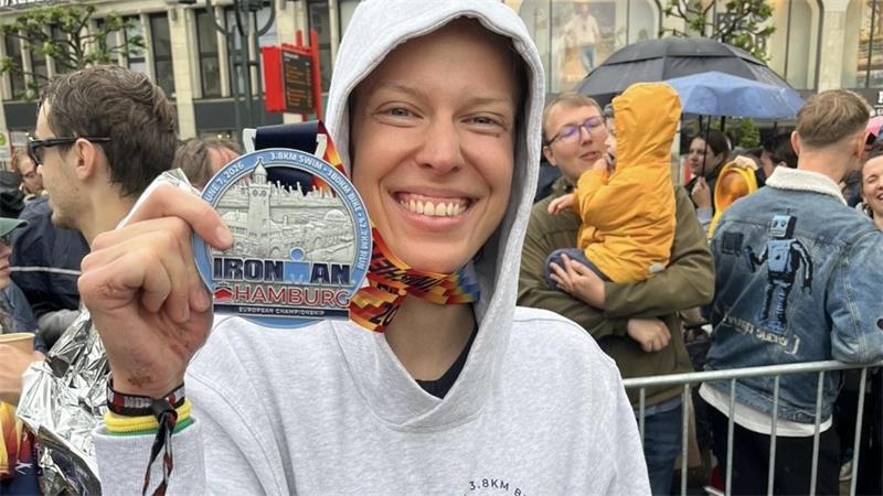 Beim Ironman in Hamburg qualifizierte Louisa Pranger sich für Hawaii.