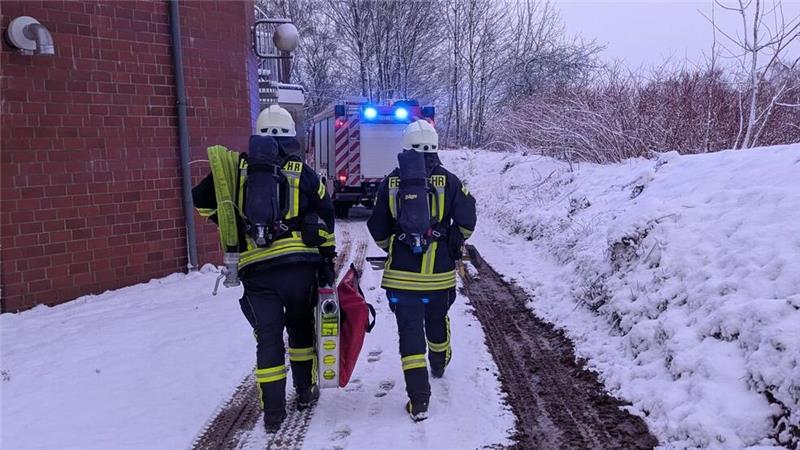 Wieder brennt in Stade ein Auto lichterloh – Sauna-Brand in Harsefeld Beim Saunabrand in Harsefeld wurde niemand verletzt.
