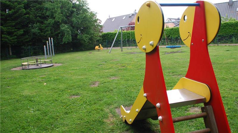 Beim Spielplatz Grüner Weg fehlt eine Sandkiste mit Sonnenschutz.