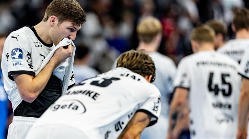 Die „Hölle Nord“ regiert in der Kieler Arena Beim THW Kiel herrschte nach dem 111. Schleswig-Holstein-Derby große Enttäuschung.