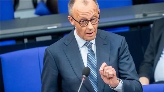 Beim Thema Gewalt gegen Frauen geht es in der Regierungsbefragungn im Bundestag hoch her.