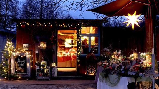 Beim Weihnachtsmarkt im Freilichtmuseum am Kiekeberg gibt es handgefertigtes Kunsthandwerk.