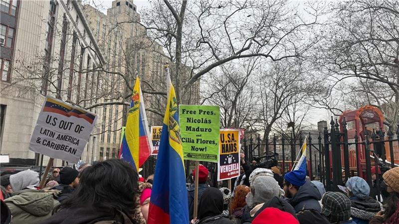 Beim ersten Gerichtstermin gab es Proteste von Kritikern und Befürwortern Maduros (Archivbild).