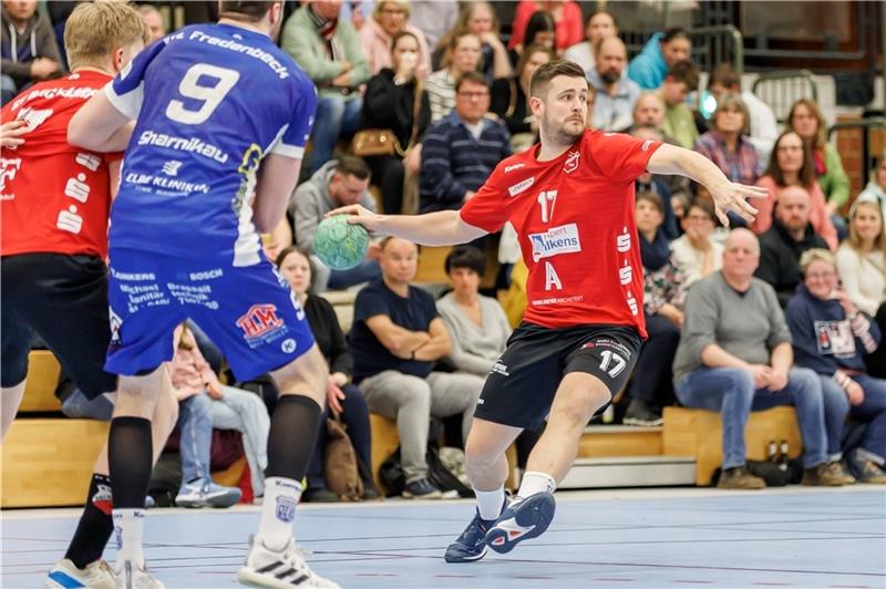 Nur eine Woche nach Comeback: Beckdorfs Benjamin Murray schwer verletzt Benjamin Murray stand im Derby gegen Fredenbeck erstmals wieder für Beckdorf auf dem Feld. Foto: Struwe