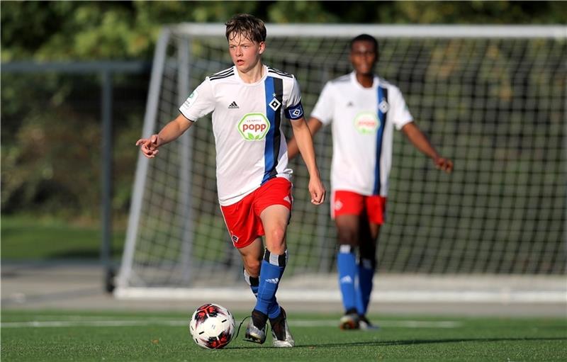 Bennet Wittig kommt aus Hollern-Twielenfleth und wechselte 2017 vom VfL Güldenstern Stade zum Hamburger SV. Nun will der 19-Jährige bei D/A wieder in Form kommen. Foto: Michael Schwarz