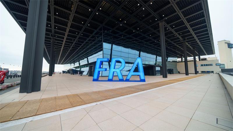 Malaria am Frankfurter Airport: Behörde rät zu Mückenschutz Bereits Ende August waren insgesamt sechs Fälle von Malariainfektionen bei Mitarbeitern des Flughafens bekanntgeworden. (Symbolbild)