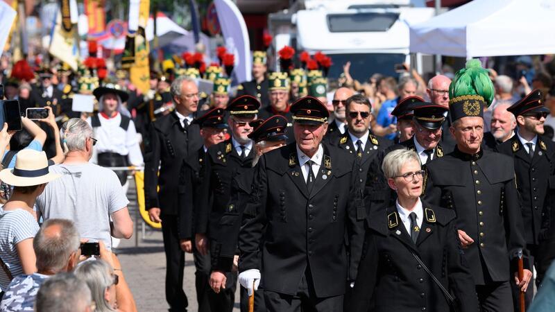 Bereits seit Donnerstag und noch bis Sonntag wird in der Stadt gefeiert. 