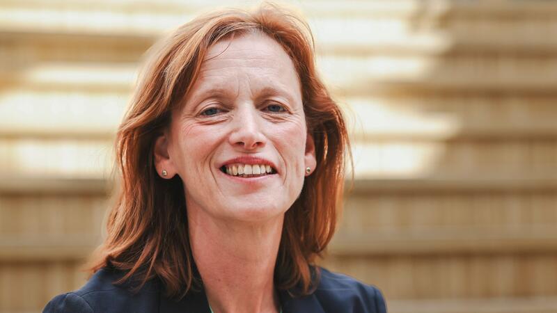 Nach Pisa-Debakel: Bildungsausschuss-Chef fordert Sonder-MPK Bereits vor der Veröffentlichung der Pisa-Ergebnisse hatte Karin Prien betont, dass Deutschland den Weg vom Sozialstaat zum sozialen Bildungsstaat einschlagen müsse.