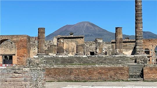 Bergauf ging es mit der Wasserqualität in den Bädern der antiken Stadt am Fuße des Vesuvs erst, nachdem die Römer ein Aquädukt gebaut hatten. (Archivfoto)