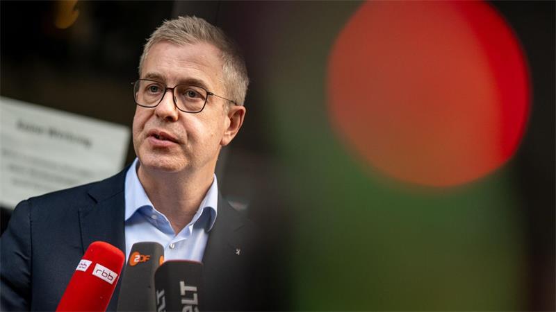 Berlins Finanzsenator Stefan Evers soll neue Aufgaben übernehmen. (Archivbild) 