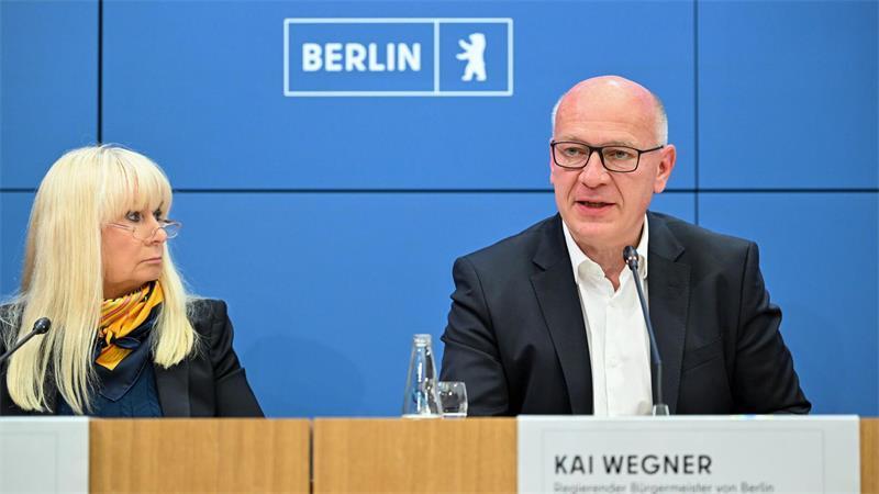 Experten: Berlin muss Katastrophenschutz deutlich stärken Berlins Regierender Bürgermeister Kai Wegner (r, CDU) und Innensenatorin Iris Spranger (SPD) halten mehr Investitionen in den Katastrophenschutz für nötig.