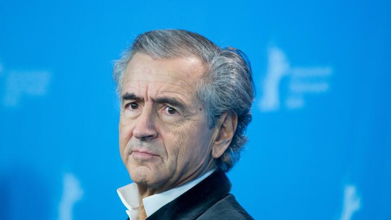 Frankreichs Starphilosoph „BHL“ wird 75 Bernard-Henri Lévy weiß sich in Szene zu setzen.
