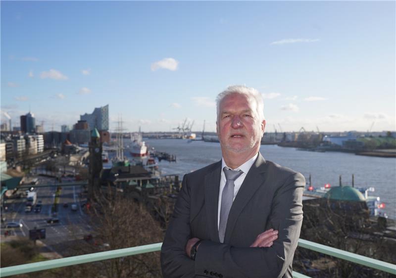 Darum wird der Schlick-Streit anhalten Bernd Brügge, Vizepräsident des Bundesamtes für Seeschifffahrt und Hydrographie (BSH). Foto: Marcus Brandt/dpa