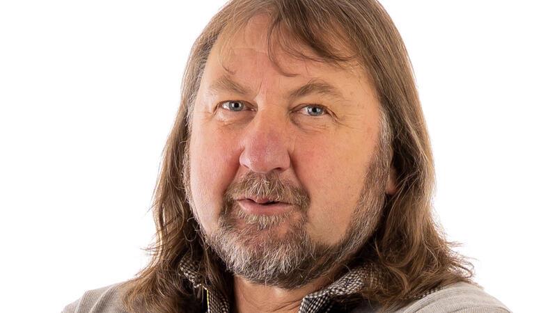 Streit um Ämtertrennung: Bürgermeister Bernd Reimers räumt Fehler ein Bernd Reimers, Bürgermeister von Himmelpforten und auch Gemeindedirektor