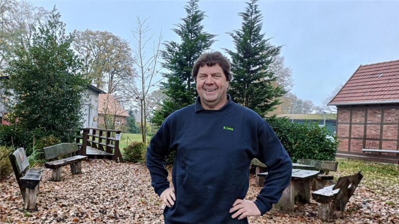 Bernhard Lenz auf dem Fredenhoff. Mit 15 bis 20 Ehrenamtlichen hat er viel Zeit in den Aufbau investiert.