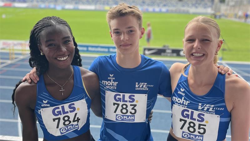 Bernice Amofa, Noah Bölke und Greta Pauli (von links) vom VfL Stade hatten sich für die Deutsche Meisterschaft qualifiziert.