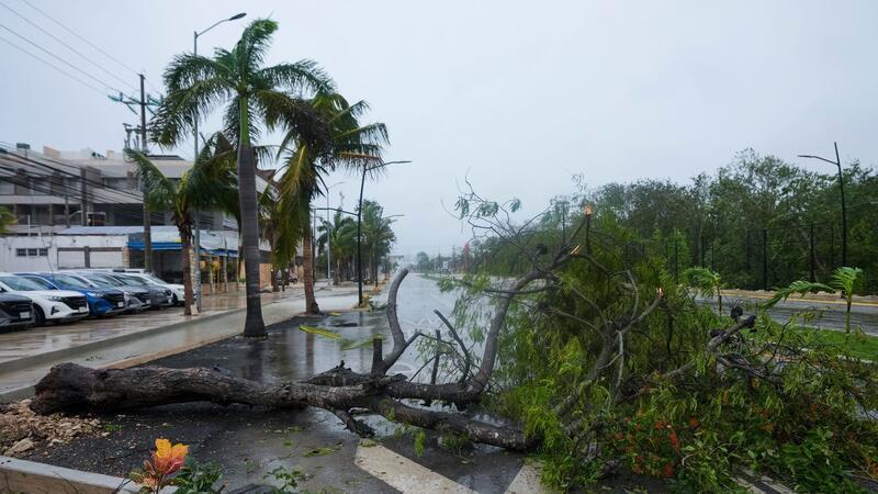 Sturm „Beryl“ rückt langsam auf Texas vor „Beryl“ zieht nun als Tropensturm über den Golf von Mexiko.