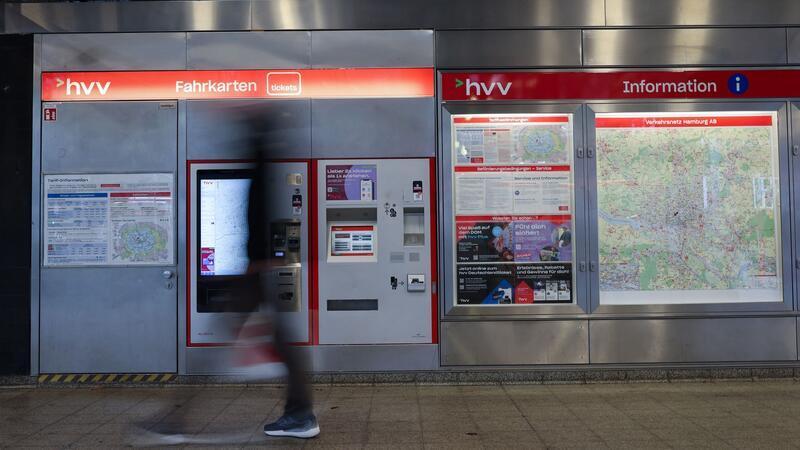 Besitzer des Deutschlandtickets können den Nahverkehr nutzen. (Archivbild)