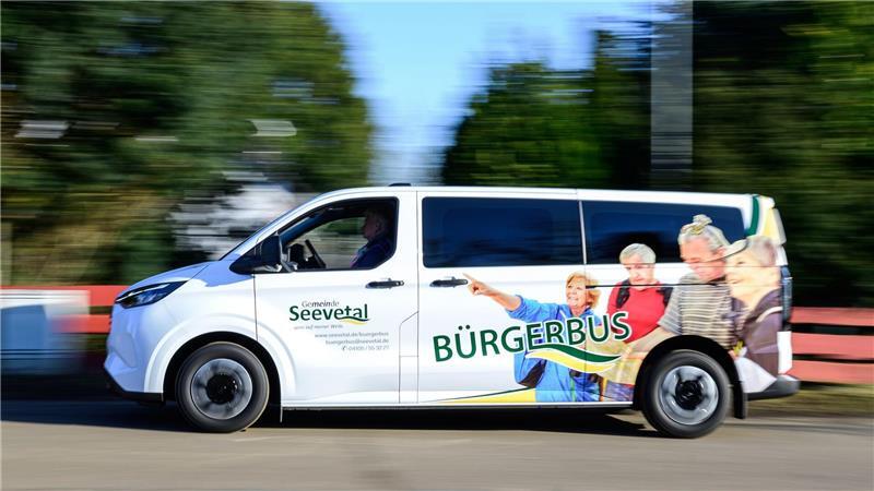 Besonders an ältere Menschen richtet sich das Angebot der Bürgerbusse.