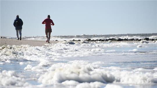 Besonders im Herbst und Winter nehmen die Stürme auf Sylt zu. (Symbolbild)