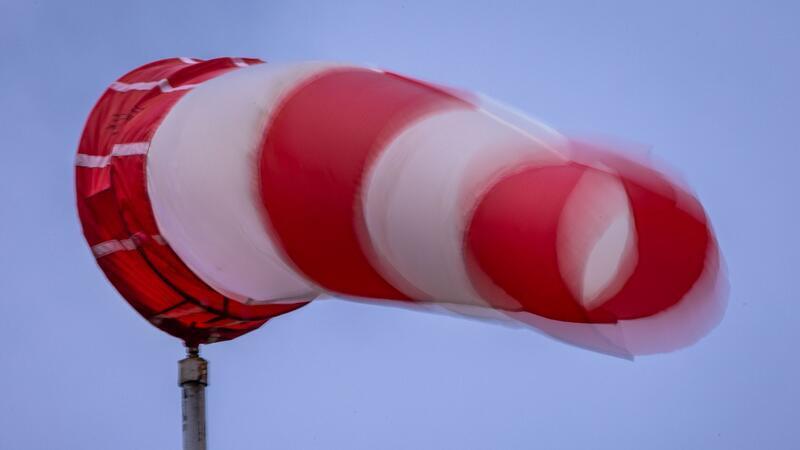 Sturmtief bringt Gefahr orkanartiger Böen an der Nordsee Besonders in Küstennähe ist bei Böen von über 100 Kilometern pro Stunde Vorsicht geboten. (Symbolbild)